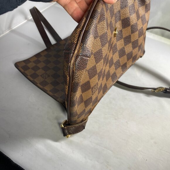 Louis Vuitton Musette Tango Damier - Picture 9 of 16